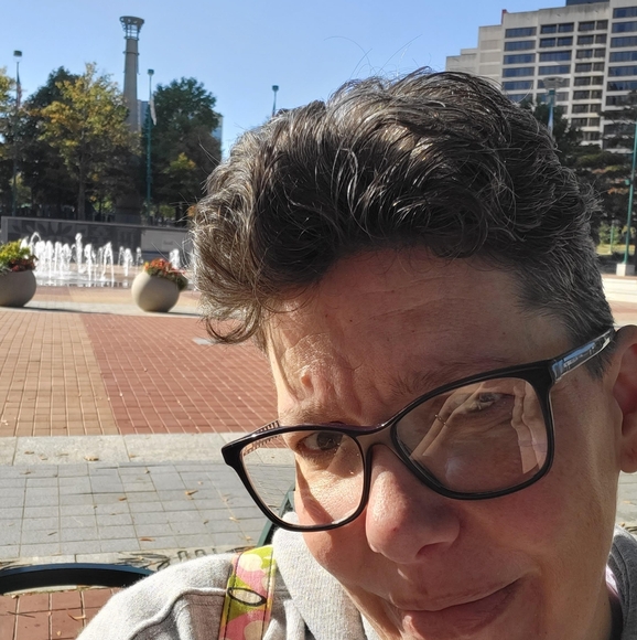 Meet your Posher, June - Picture 3 of 3